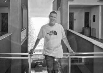 Sot në Suharekë varroset i riu që humbi jetën tragjikisht pas aksidentit në Bresje