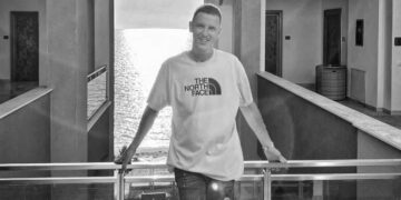 Sot në Suharekë varroset i riu që humbi jetën tragjikisht pas aksidentit në Bresje