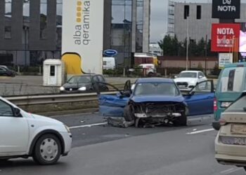 Aksident i rëndë në magjistralen Prishtinë-Ferizaj