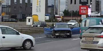 Aksident i rëndë në magjistralen Prishtinë-Ferizaj