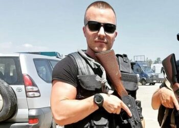 Flet polici i burgosur në Serbi: “Nuk ishte lehtë, por ia dolëm”