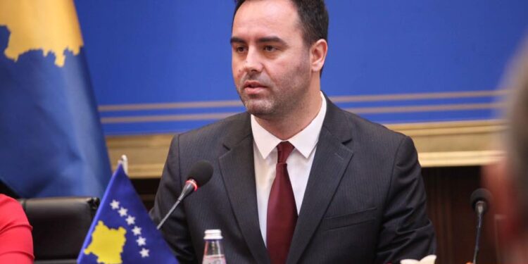 Kurti e propozon Konjufcën për Kryeministër
