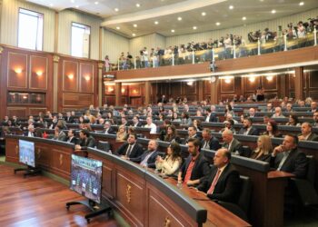 PDK, LDK dhe AAK do të bojkotojnë seancën e orës 11:00