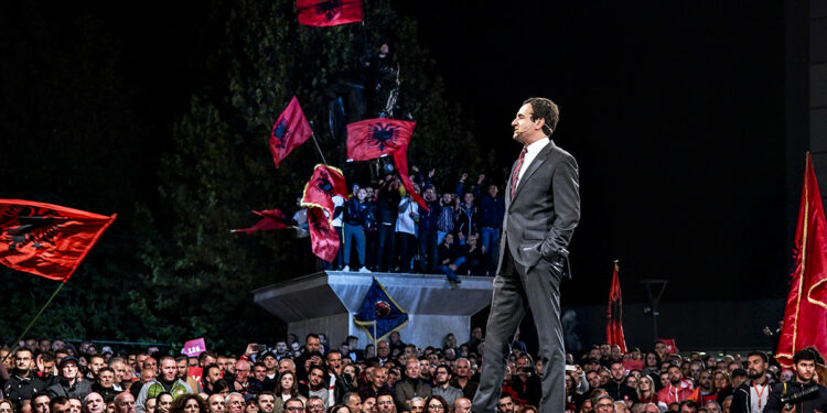 Demokristianët e “tradhëtojnë” LDK-në, shkojnë me Lëvizjen Vetëvendojse