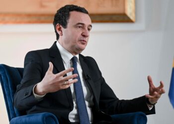 Smajlaj ngre alarmin: Albini, po kërkon pushtet apsolut dhe po e rrezikon stabilitetin politik