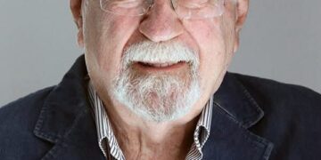 Ka ndërruar jetë gazetari Izraelit qe lindi në Prizren, Raul Teitelbaum